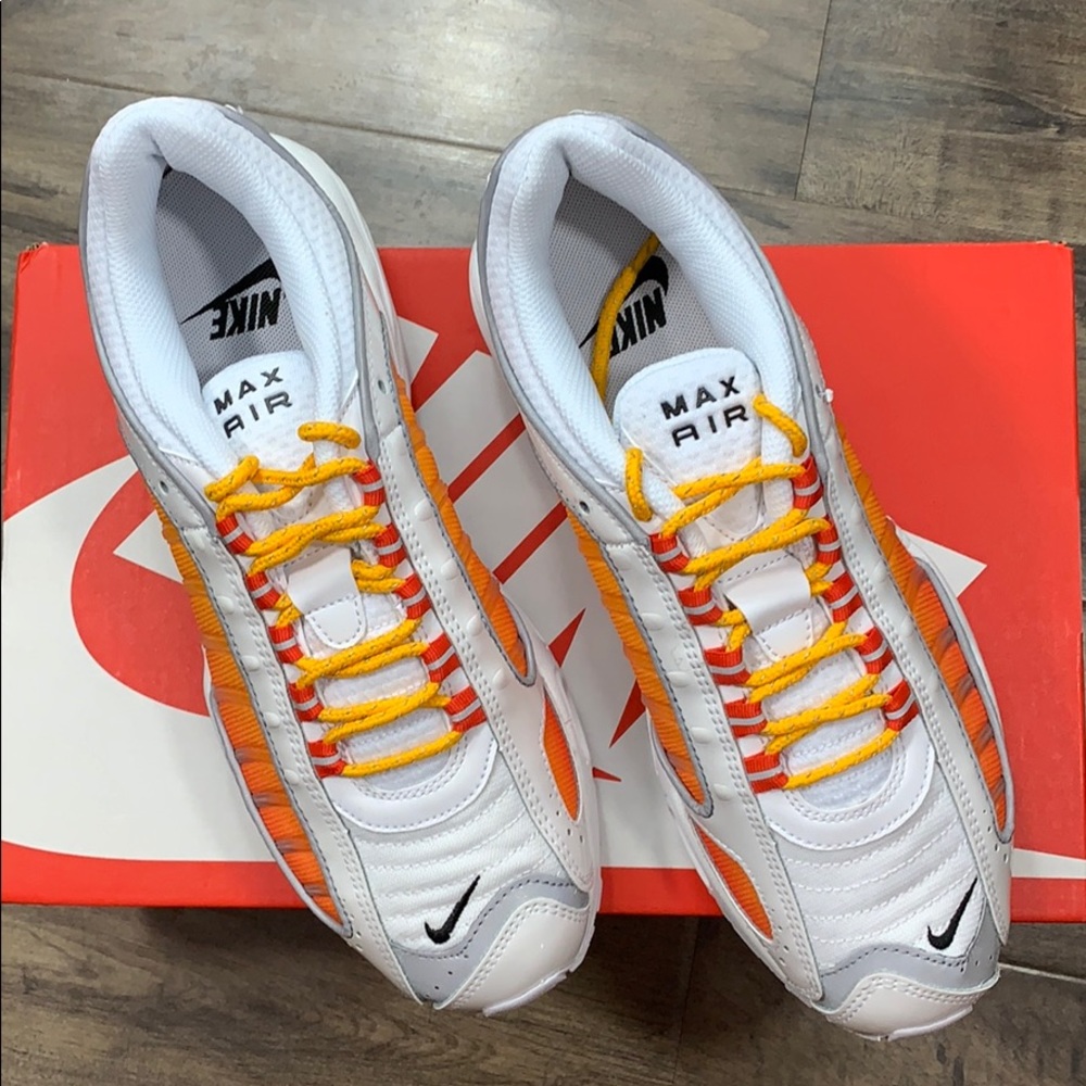NIKE W AIR MAX TAILWIND IV NRG - Picture 3 of 16